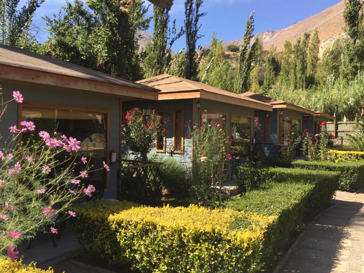 Hotel Faro Del Valle Pisco Elqui Kültér fotó