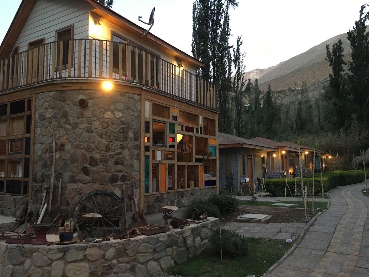 Hotel Faro Del Valle Pisco Elqui Kültér fotó